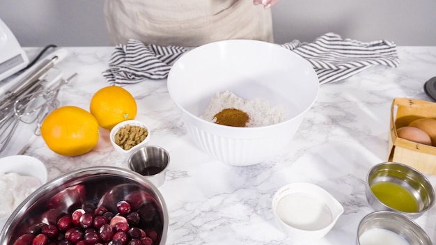 Zestaw naczyń i składników